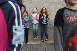 web1_FD-TOY-DELIVERIES_121814EV_004_4